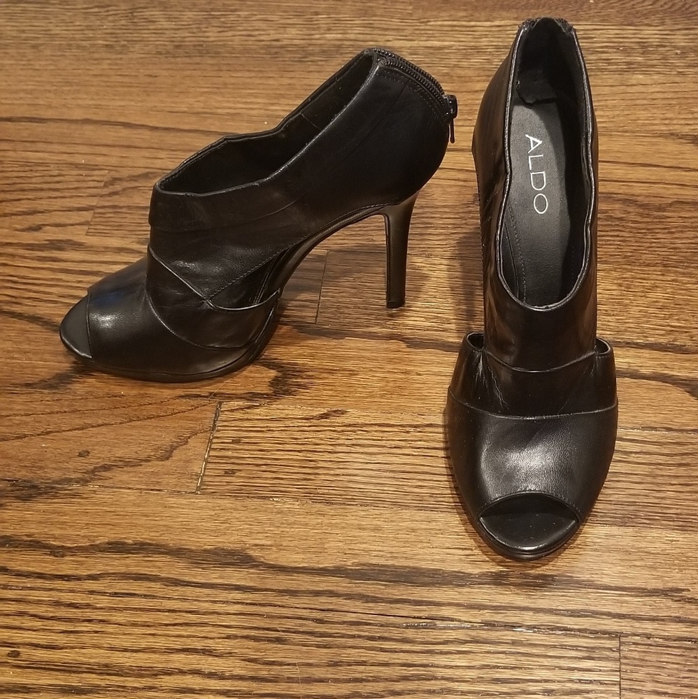 Ankle boots